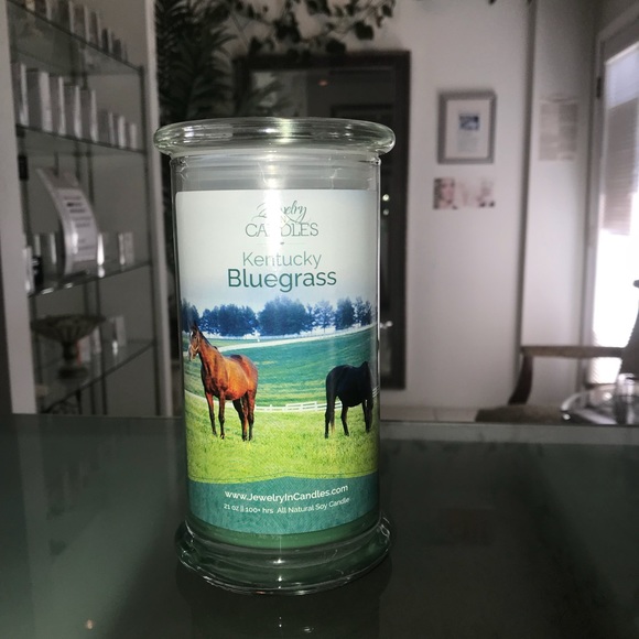 Candle - Picture 2 of 3